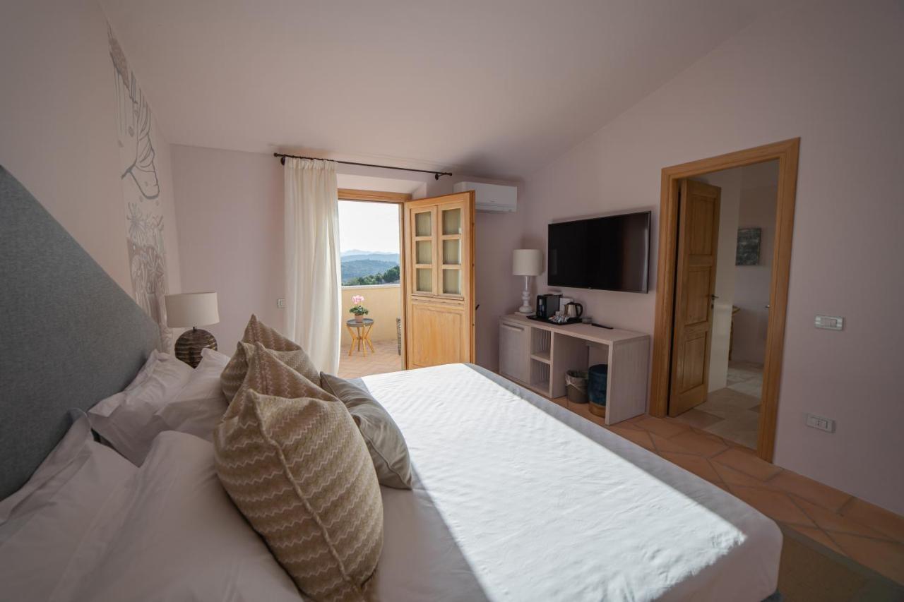 Borgo Smeraldo Hotel 4*