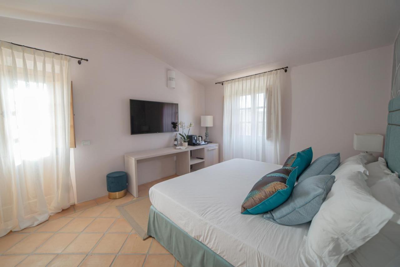 Borgo Smeraldo 4*